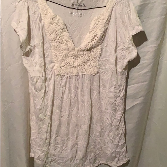 Cream coloured short sleeve top - Picture 1 of 3